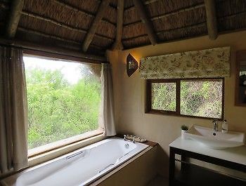 Woodbury Lodge Amakhala Game Reserve Eksteriør bilde